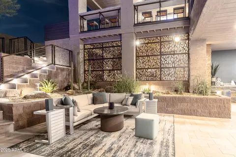 Exterior - 1136 E Forest Hills Dr, Phoenix, AZ 85022 photo 14 of 19