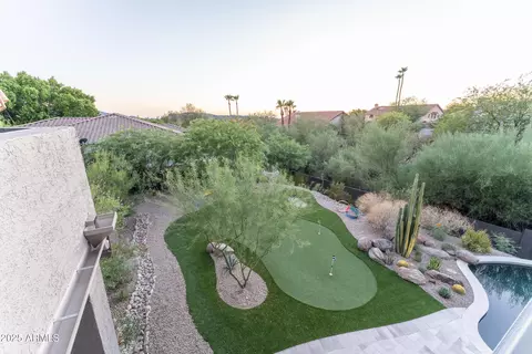 Exterior - 1136 E Forest Hills Dr, Phoenix, AZ 85022 photo 13 of 19