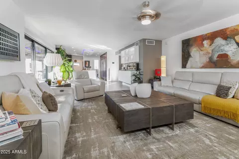 Living - 1136 E Forest Hills Dr, Phoenix, AZ 85022 photo 6 of 6