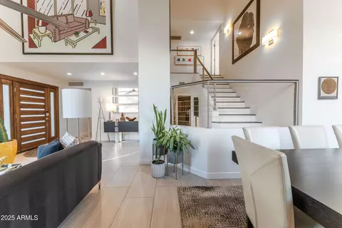 Entry Way - 1136 E Forest Hills Dr, Phoenix, AZ 85022 photo 2 of 2