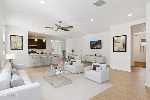 2187 W Burnside Trl, Phoenix, AZ 85085