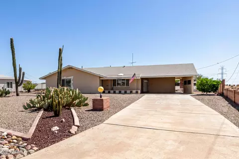11433 W Lakeshore Dr, Youngtown, AZ 85363