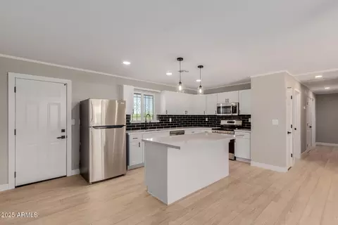 390 W Poston Cir, Florence, AZ 85132
