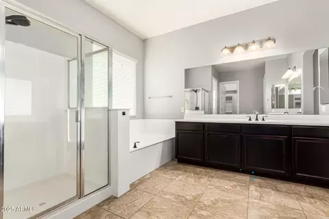 Bath - 3104 E Packard Dr, Gilbert, AZ 85298 photo 3 of 4