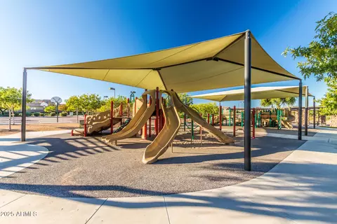 View/Area - 3104 E Packard Dr, Gilbert, AZ 85298 photo 5 of 17