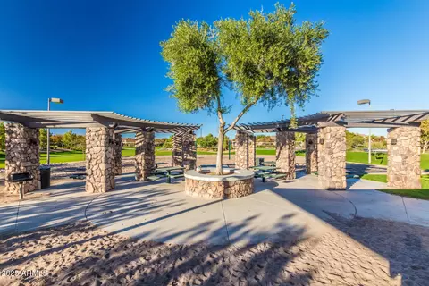 View/Area - 3104 E Packard Dr, Gilbert, AZ 85298 photo 7 of 17