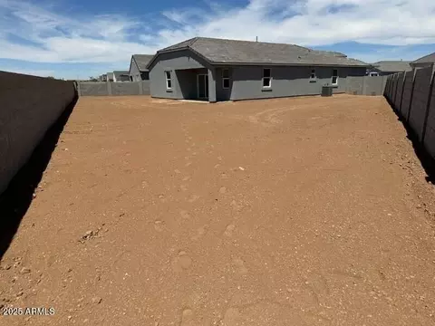 Exterior - 18327 W Hackamore Dr, Wittmann, AZ 85361 photo 2 of 3