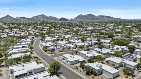 View/Area - 1230 E Rowlands Ln, Phoenix, AZ 85022 photo 1 of 4