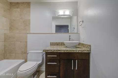 215 E Mckinley St #201, Phoenix, AZ 85004 photo 19