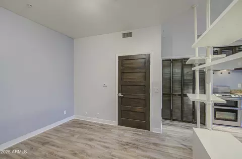 215 E Mckinley St #201, Phoenix, AZ 85004 photo 17