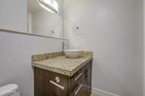 215 E Mckinley St #201, Phoenix, AZ 85004 photo 20