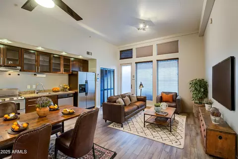 215 E Mckinley St #201, Phoenix, AZ 85004