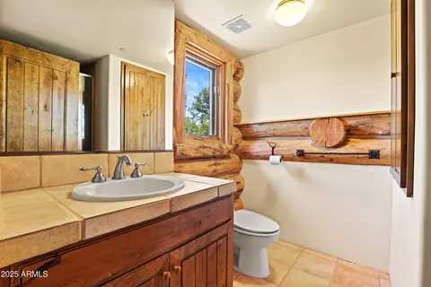 Bath - 2912 E Chuparosa Cir, Payson, AZ 85541 photo 5 of 9