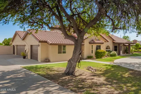 2129 E Page Ave, Gilbert, AZ 85234 photo 3