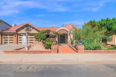 1114 W Meseto Ave, Mesa, AZ 85210