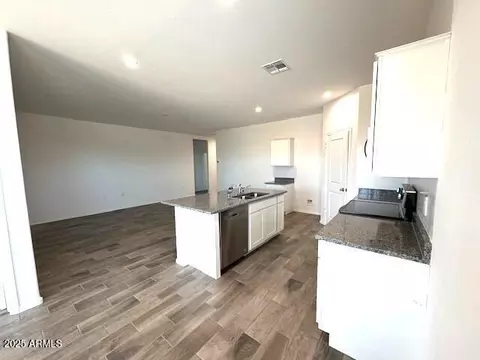 1444 W Hess Ave, Coolidge, AZ 85128 photo 5