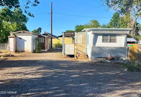 22375 W Pine St, Seligman, AZ 86337