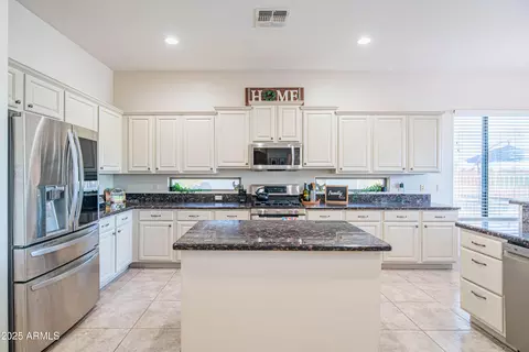 Kitchen - 6519 S Forest Ct, Gilbert, AZ 85298 photo 1 of 4