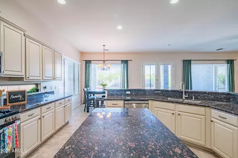 Kitchen - 6519 S Forest Ct, Gilbert, AZ 85298 photo 3 of 4