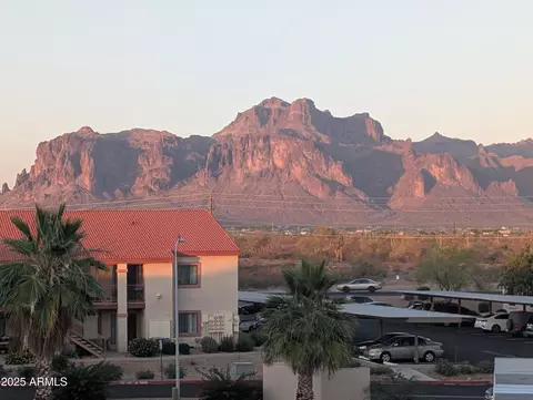 1440 N Idaho Rd #2050, Apache Junction, AZ 85119