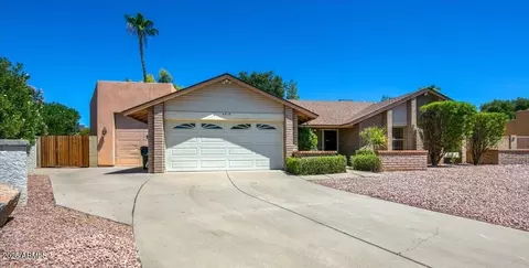4316 E Ludlow Dr, Phoenix, AZ 85032