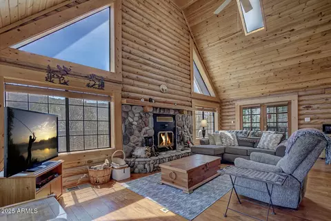 Living - 5945 W Arroyo Way, Pine, AZ 85544 photo 2 of 4