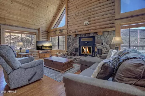 Living - 5945 W Arroyo Way, Pine, AZ 85544 photo 1 of 4