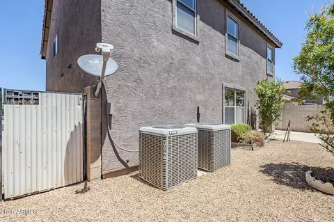 Exterior - 2173 E 35th Ave, Apache Junction, AZ 85119 photo 4 of 4