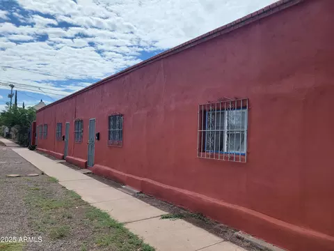 335 N G Ave, Douglas, AZ 85607 photo 2