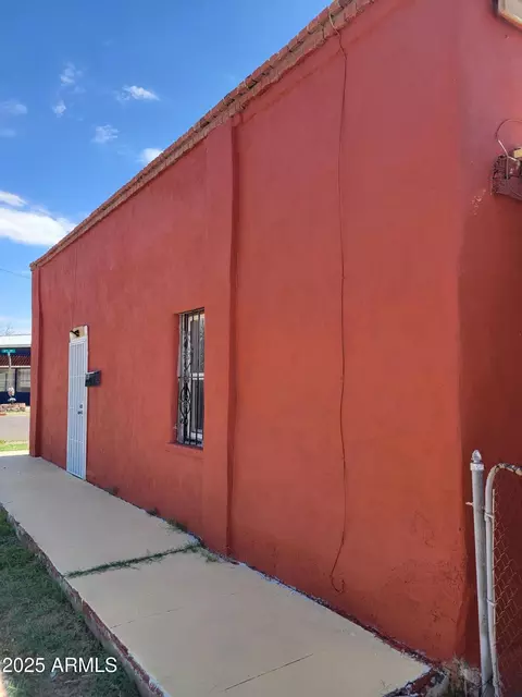 335 N G Ave, Douglas, AZ 85607 photo 7