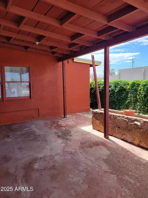 335 N G Ave, Douglas, AZ 85607 photo 5