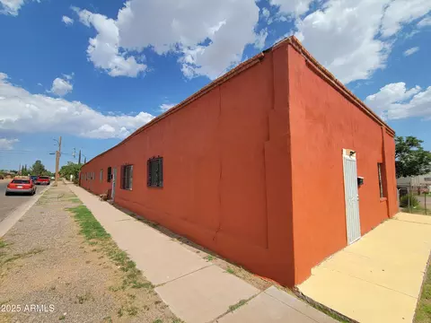 335 N G Ave, Douglas, AZ 85607 photo 8