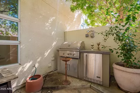 Exterior - 21 W Pasadena Ave #3, Phoenix, AZ 85013 photo 5 of 9