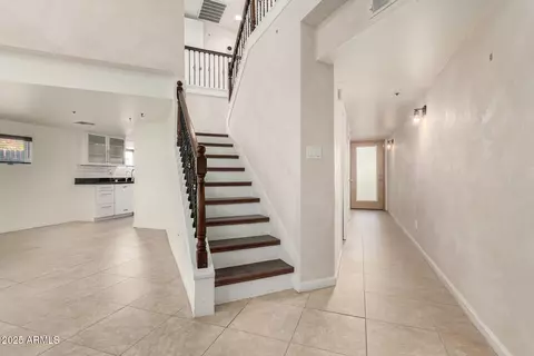 Entry Way - 21 W Pasadena Ave #3, Phoenix, AZ 85013 photo 1 of 2