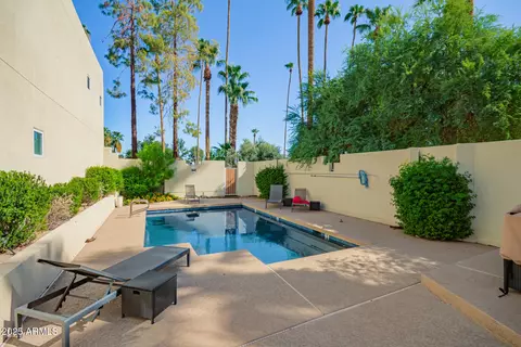 Exterior - 21 W Pasadena Ave #3, Phoenix, AZ 85013 photo 8 of 9