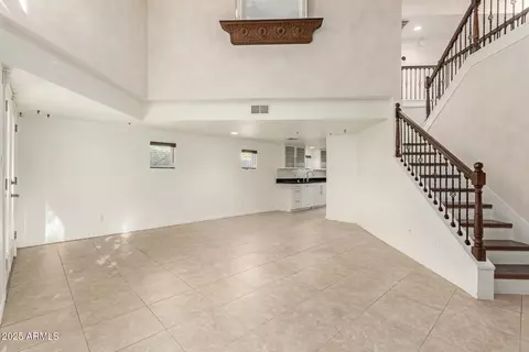 Living - 21 W Pasadena Ave #3, Phoenix, AZ 85013 photo 3 of 4
