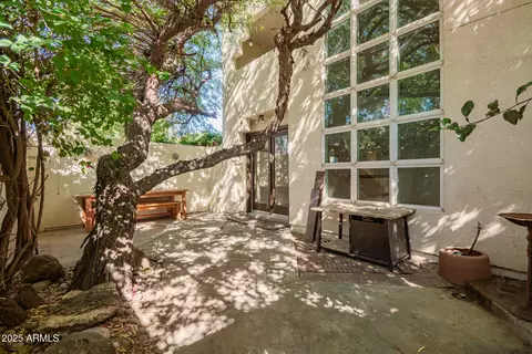 Exterior - 21 W Pasadena Ave #3, Phoenix, AZ 85013 photo 6 of 9