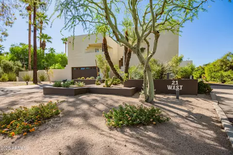 Exterior - 21 W Pasadena Ave #3, Phoenix, AZ 85013 photo 1 of 9