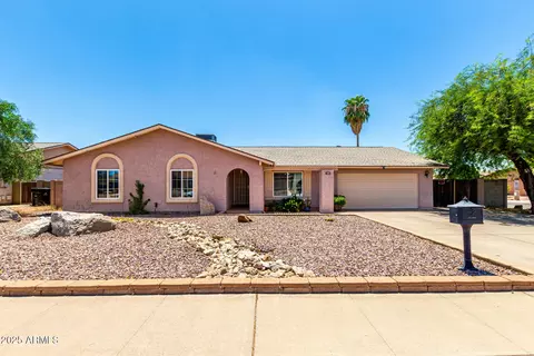 4509 W Desert Hills Dr, Glendale, AZ 85304