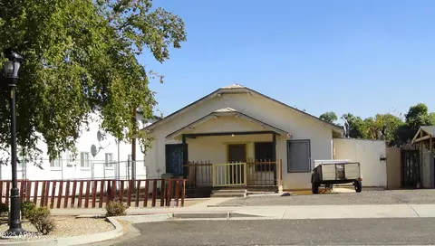7153 N 57 Ave, Glendale, AZ 85301