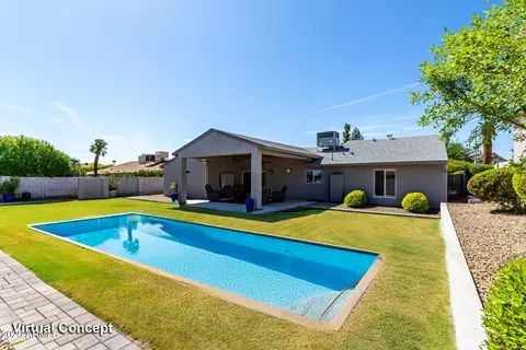 Exterior - 2330 E Sahuaro Dr, Phoenix, AZ 85028 photo 2 of 4