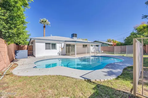 Exterior - 1107 E Marlette Ave, Phoenix, AZ 85014 photo 1 of 3