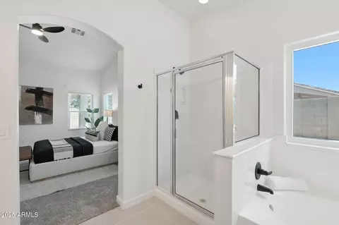 Bath - 3279 E Woodside Way, Gilbert, AZ 85297 photo 3 of 5