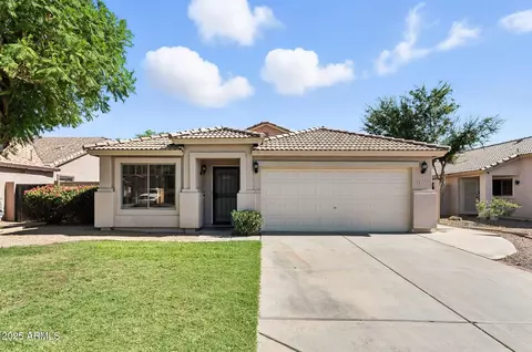 3279 E Woodside Way, Gilbert, AZ 85297