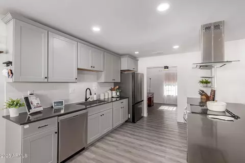 Kitchen - 2062 E Downing St, Mesa, AZ 85213 photo 3 of 4