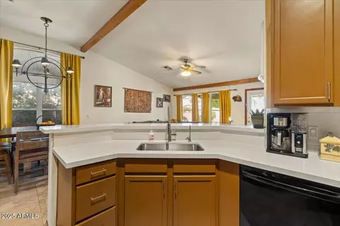 9826 E Irwin Cir, Mesa, AZ 85209 photo 12
