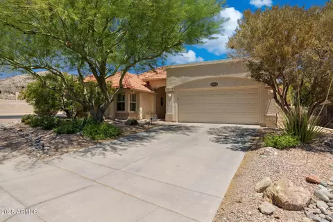 15407 S 38th St, Phoenix, AZ 85044