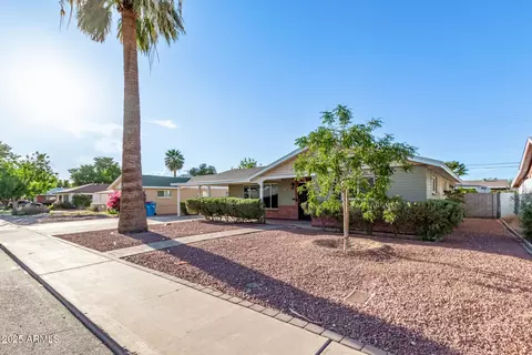 1850 E Hazelwood St, Phoenix, AZ 85016 photo 5