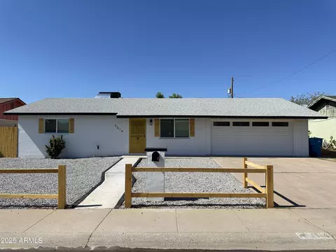 3614 W Las Palmaritas Dr, Phoenix, AZ 85051