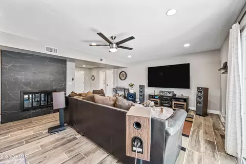 Living - 14616 N 28th Pl, Phoenix, AZ 85032 photo 1 of 5